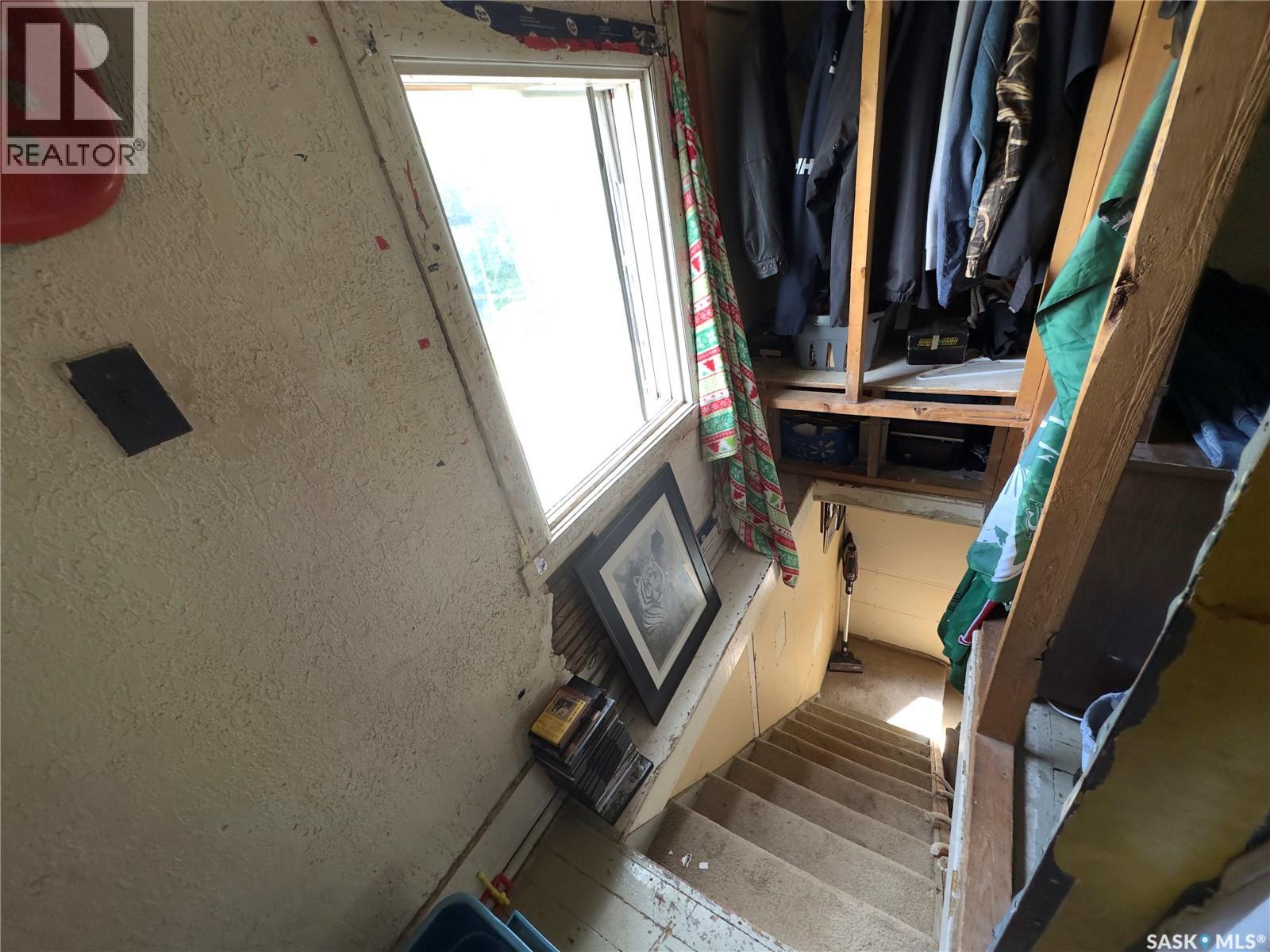 1010 Athabasca Street E Property Photo 16