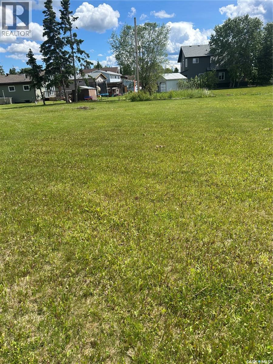 11 Anne Crescent Property Photo 2