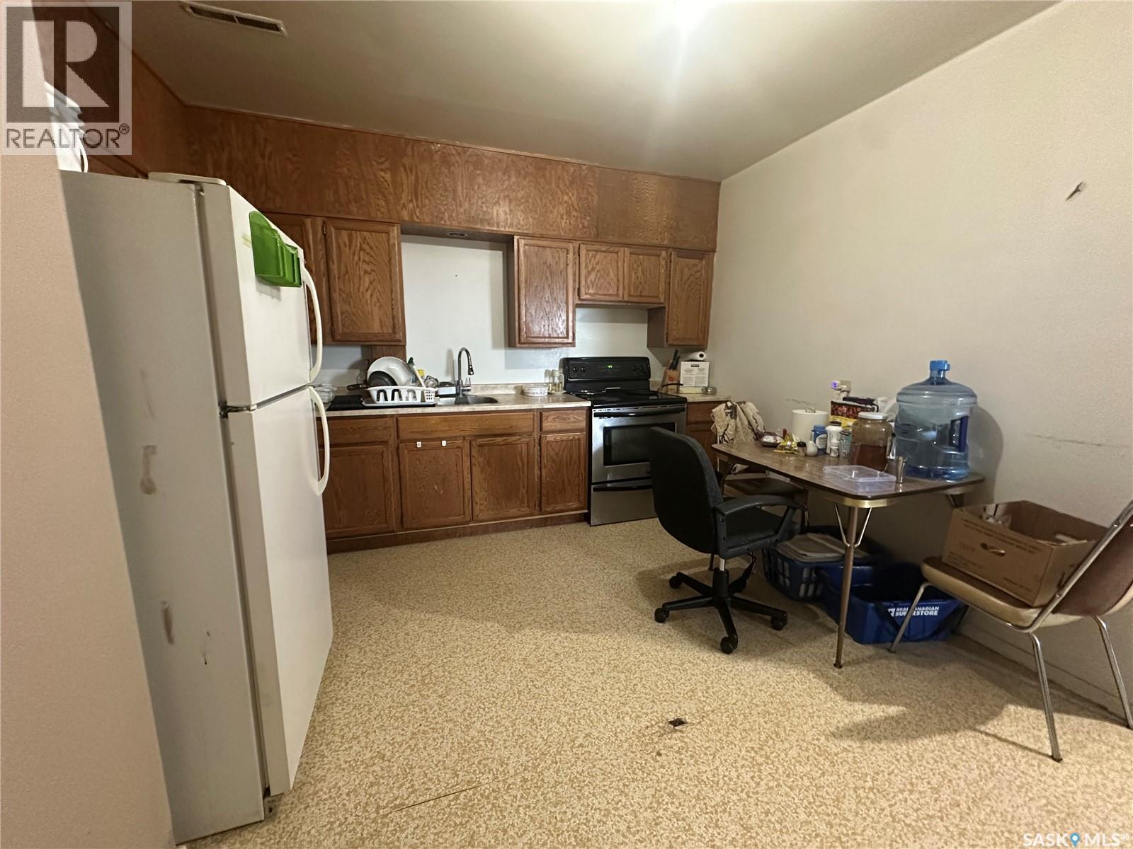 136 Center Street Property Photo 21
