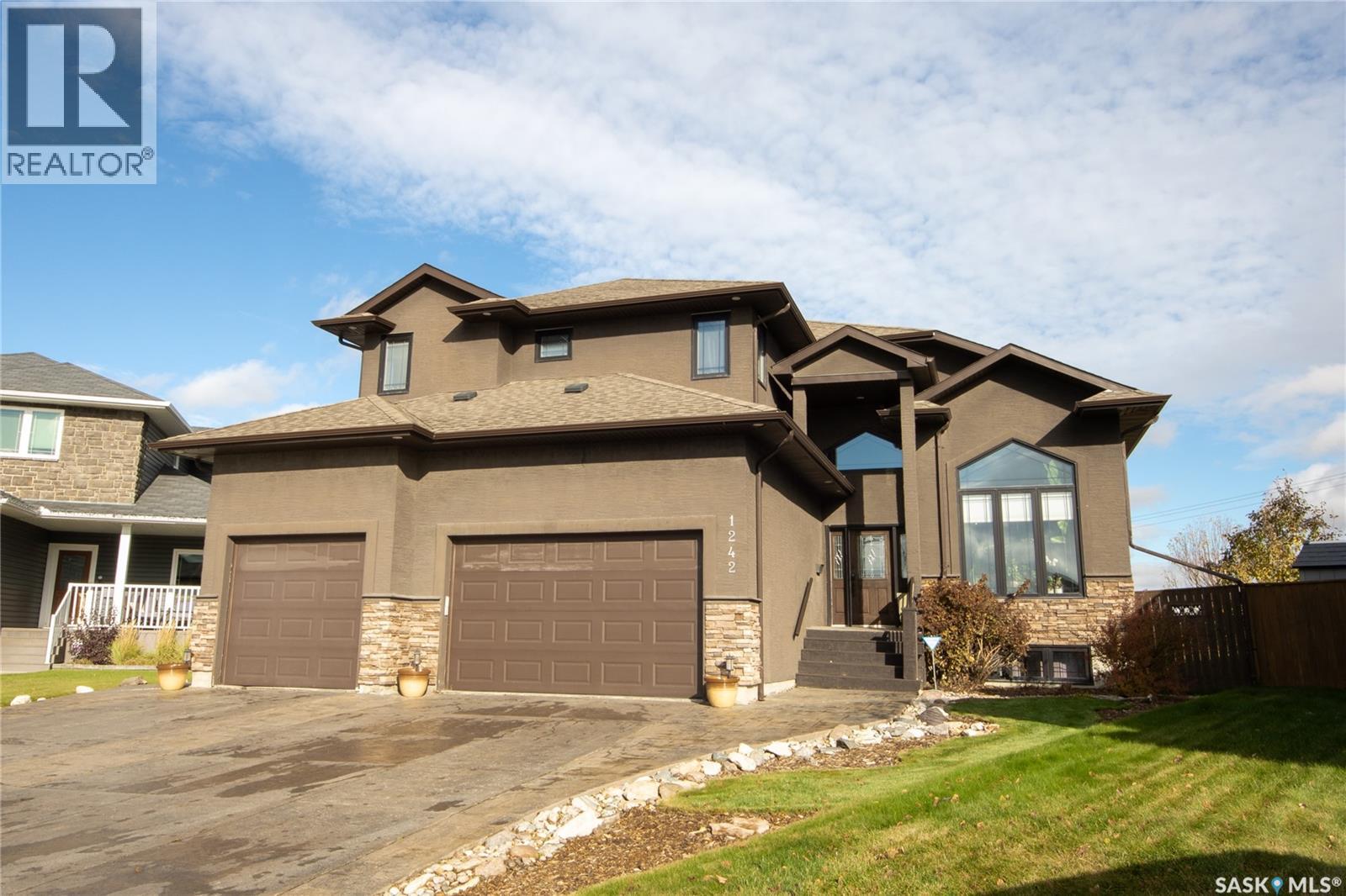 1242 Willowgrove Court Property Photo 2