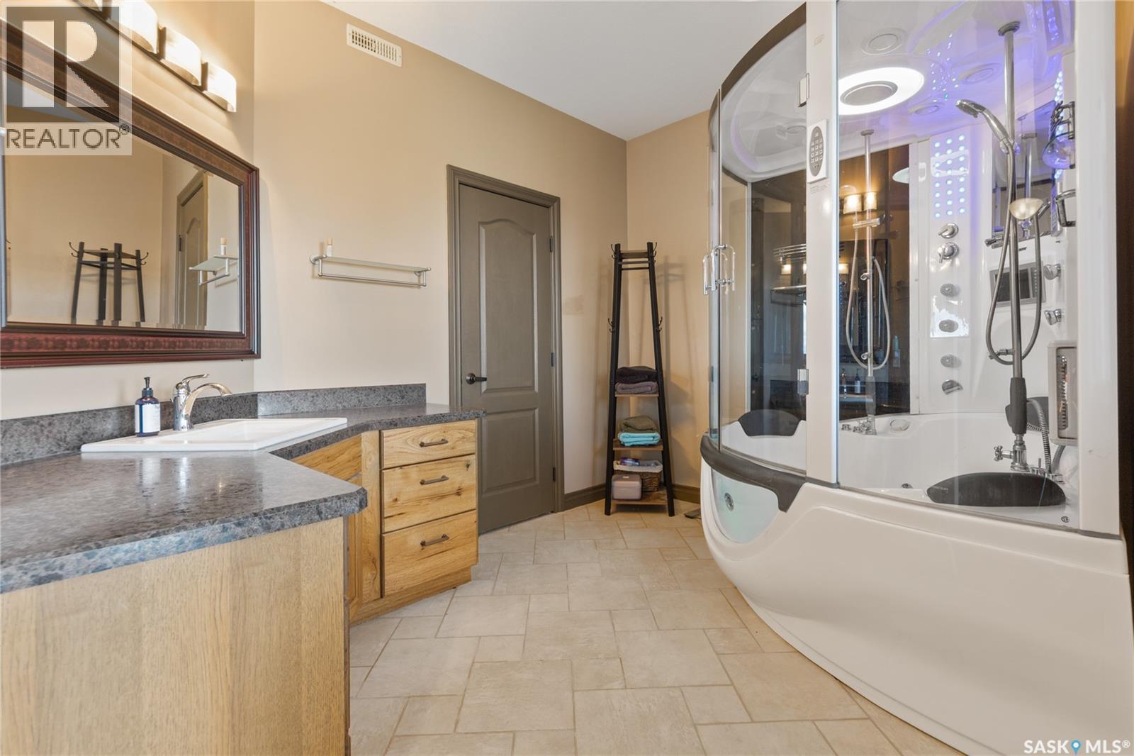 1242 Willowgrove Court Property Photo 25
