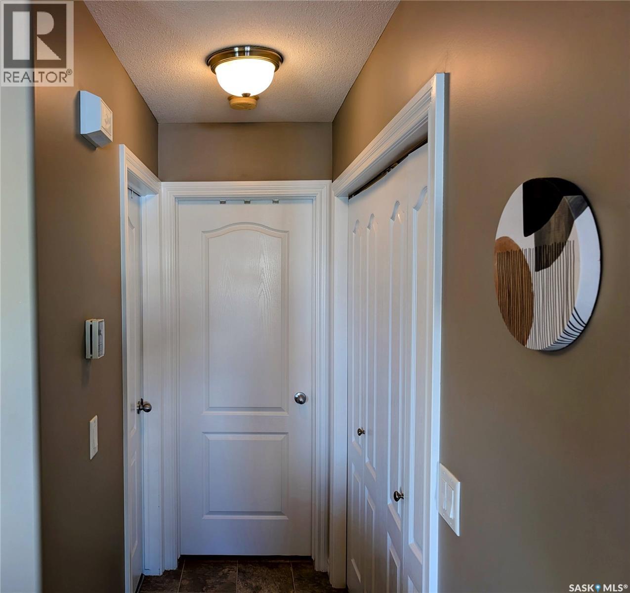 4144 Buckingham Drive E Property Photo 18