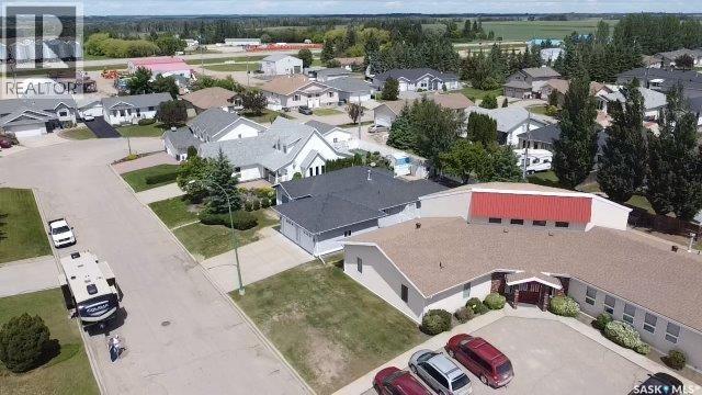 708 Adamson Crescent Property Photo 32