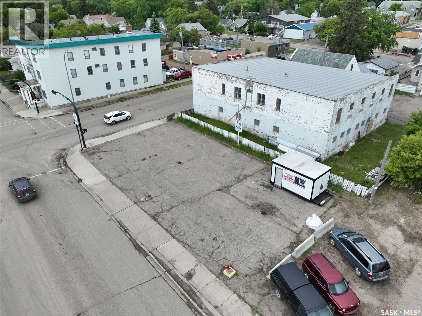 401 Lillooet Street W Property Photo 18
