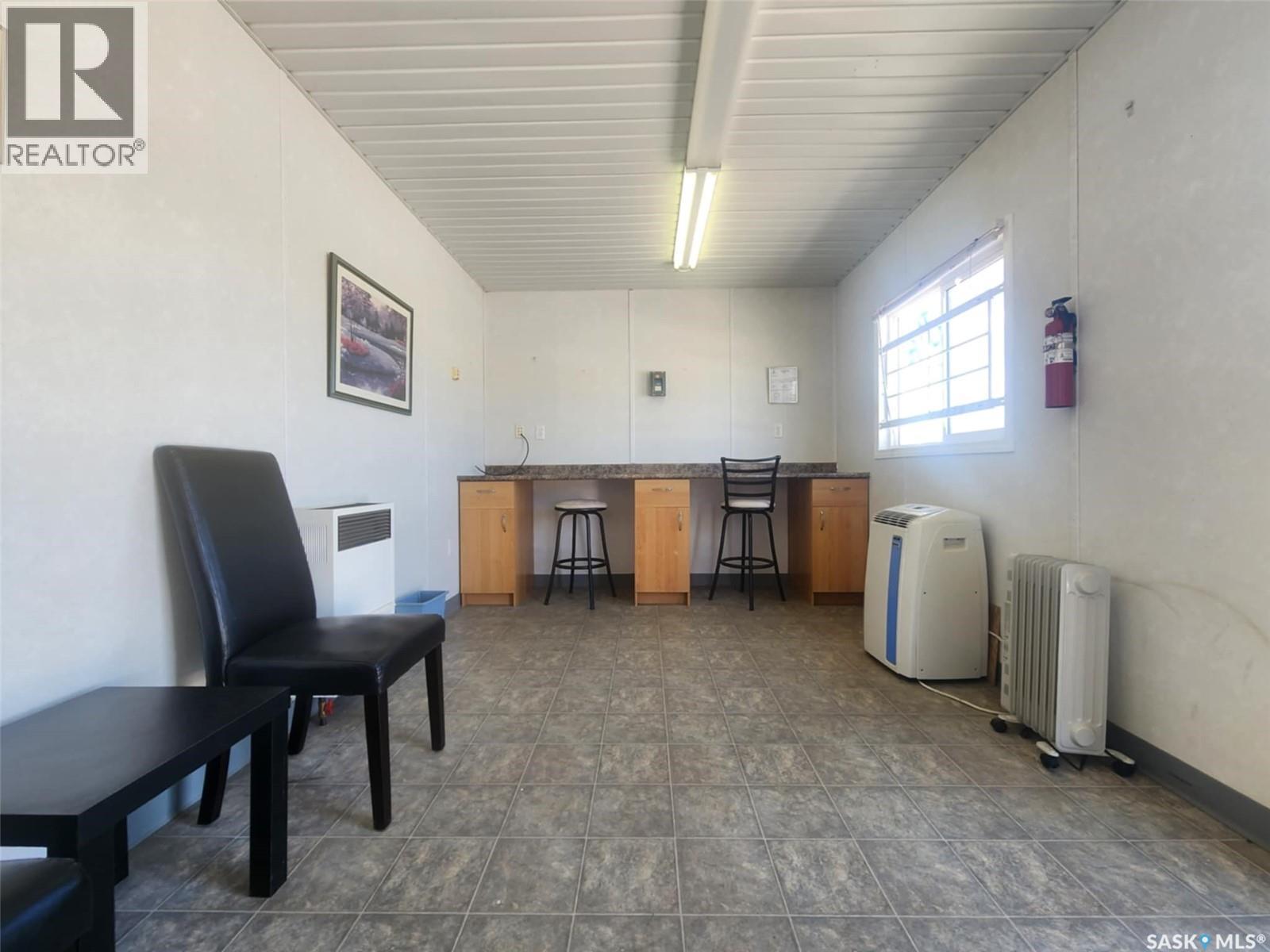 401 Lillooet Street W Property Photo 27