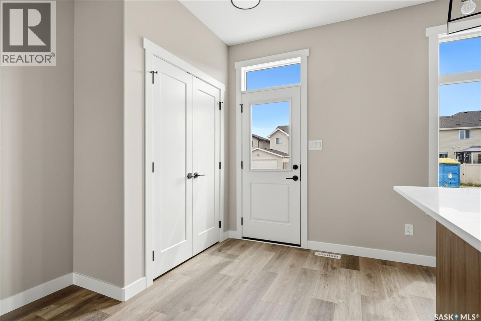 4537 Arens Road E Property Photo 15