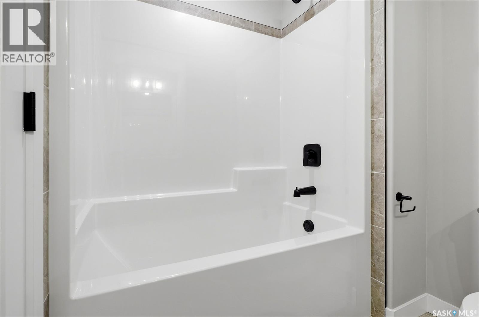 4537 Arens Road E Property Photo 25