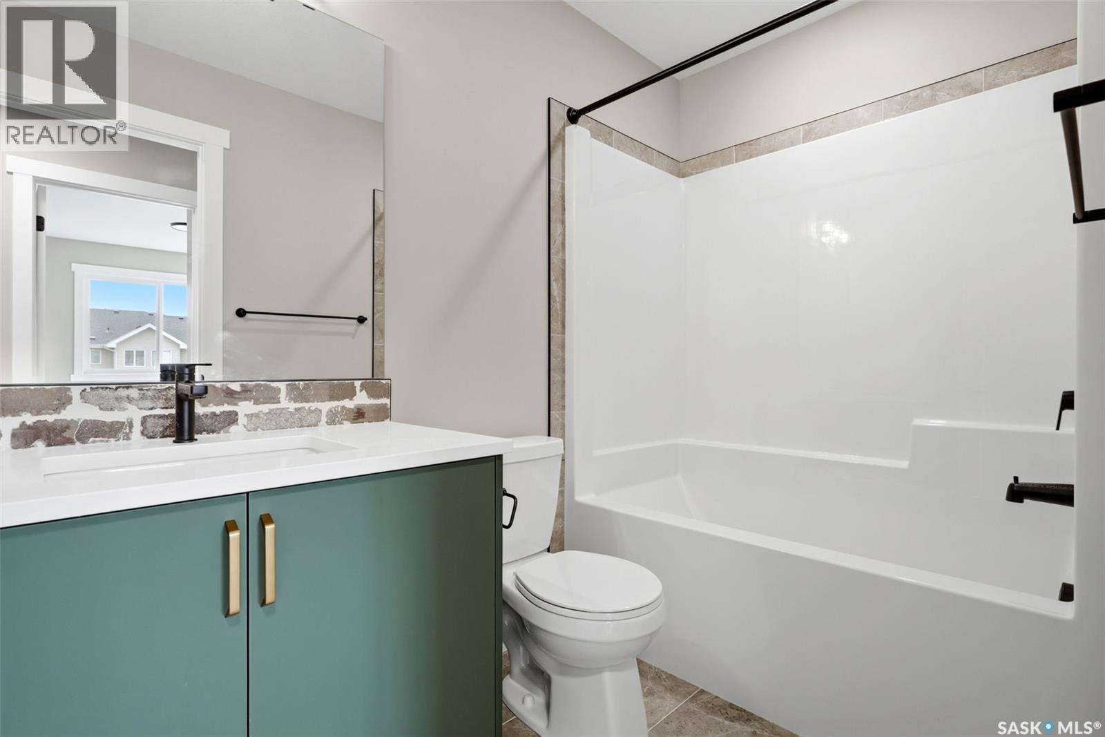 4537 Arens Road E Property Photo 30