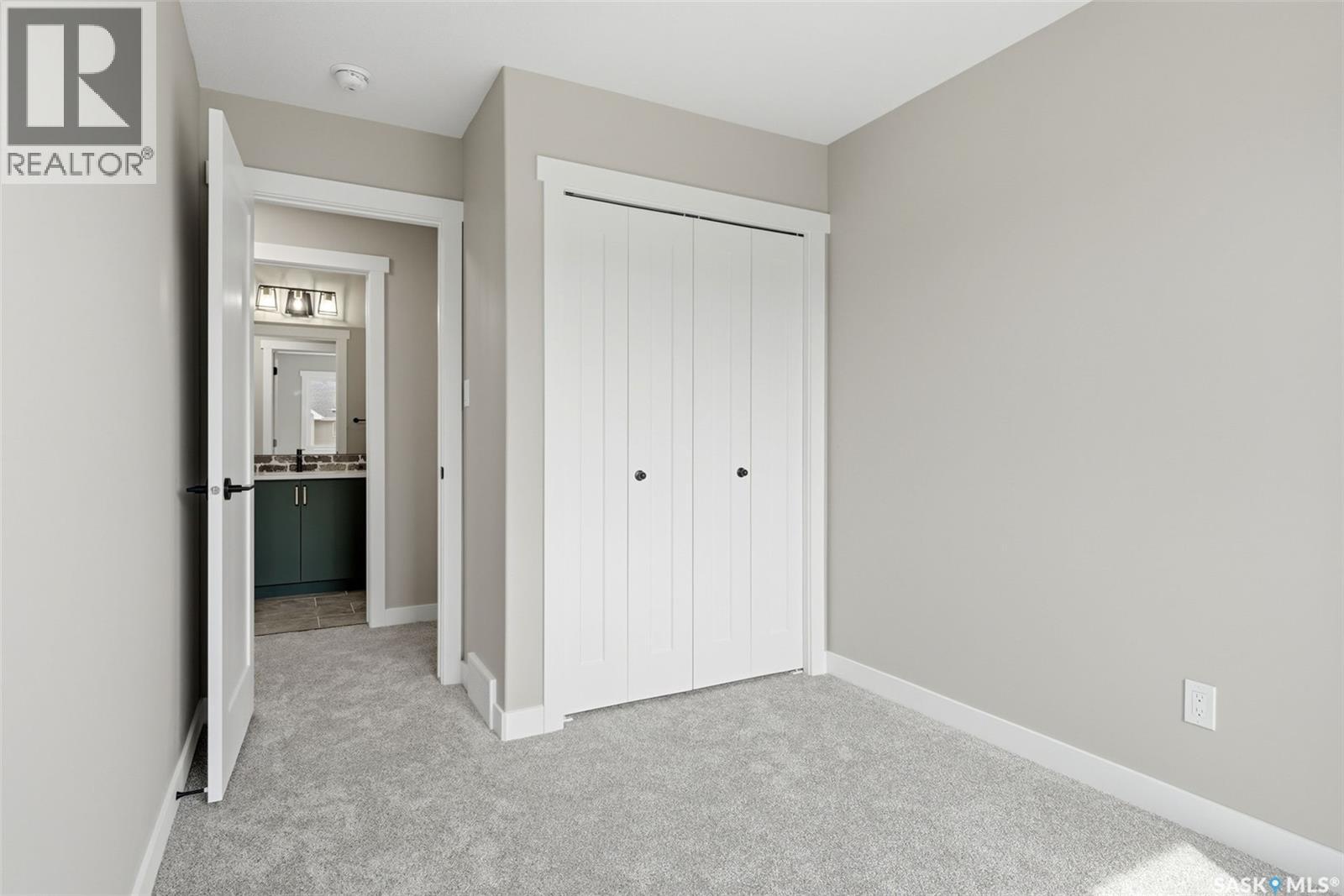 4537 Arens Road E Property Photo 32