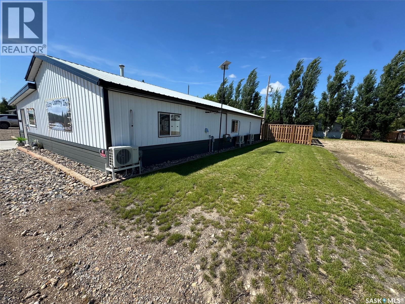 210 35 Hwy S Property Photo 2