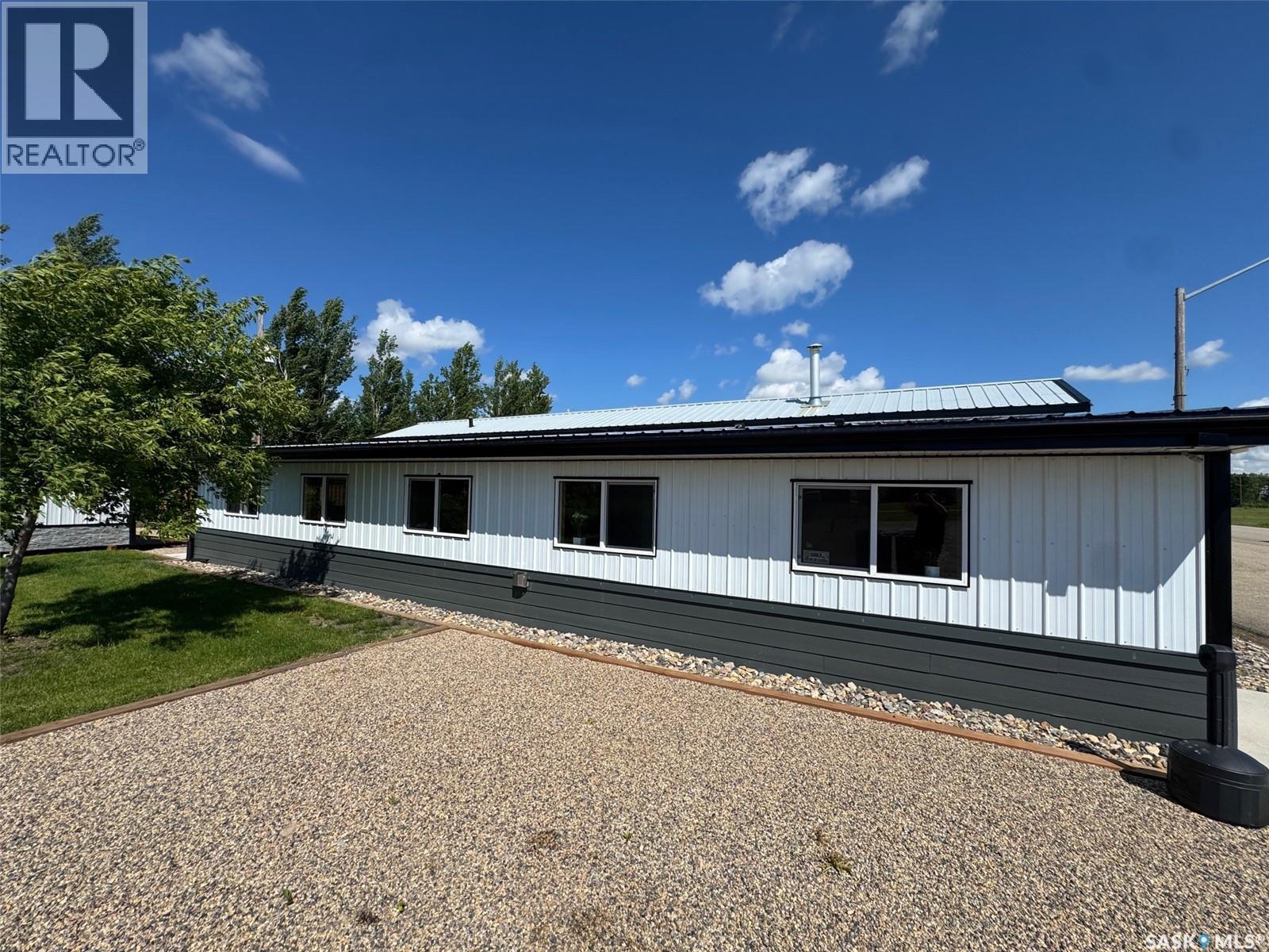 210 35 Hwy S Property Photo 4