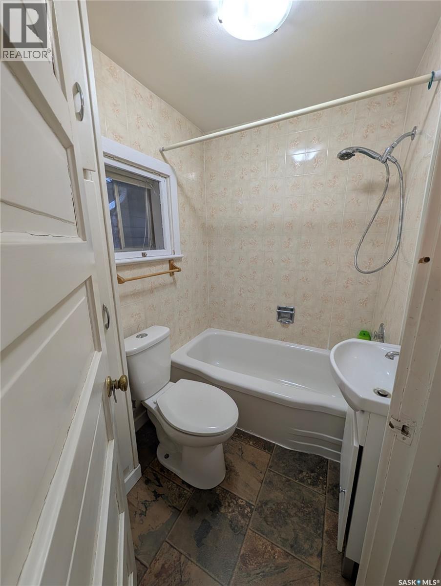 106 Metropolitan Drive Property Photo 11