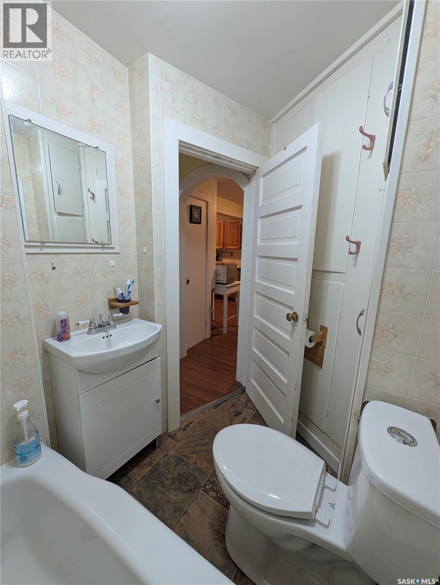 106 Metropolitan Drive Property Photo 12