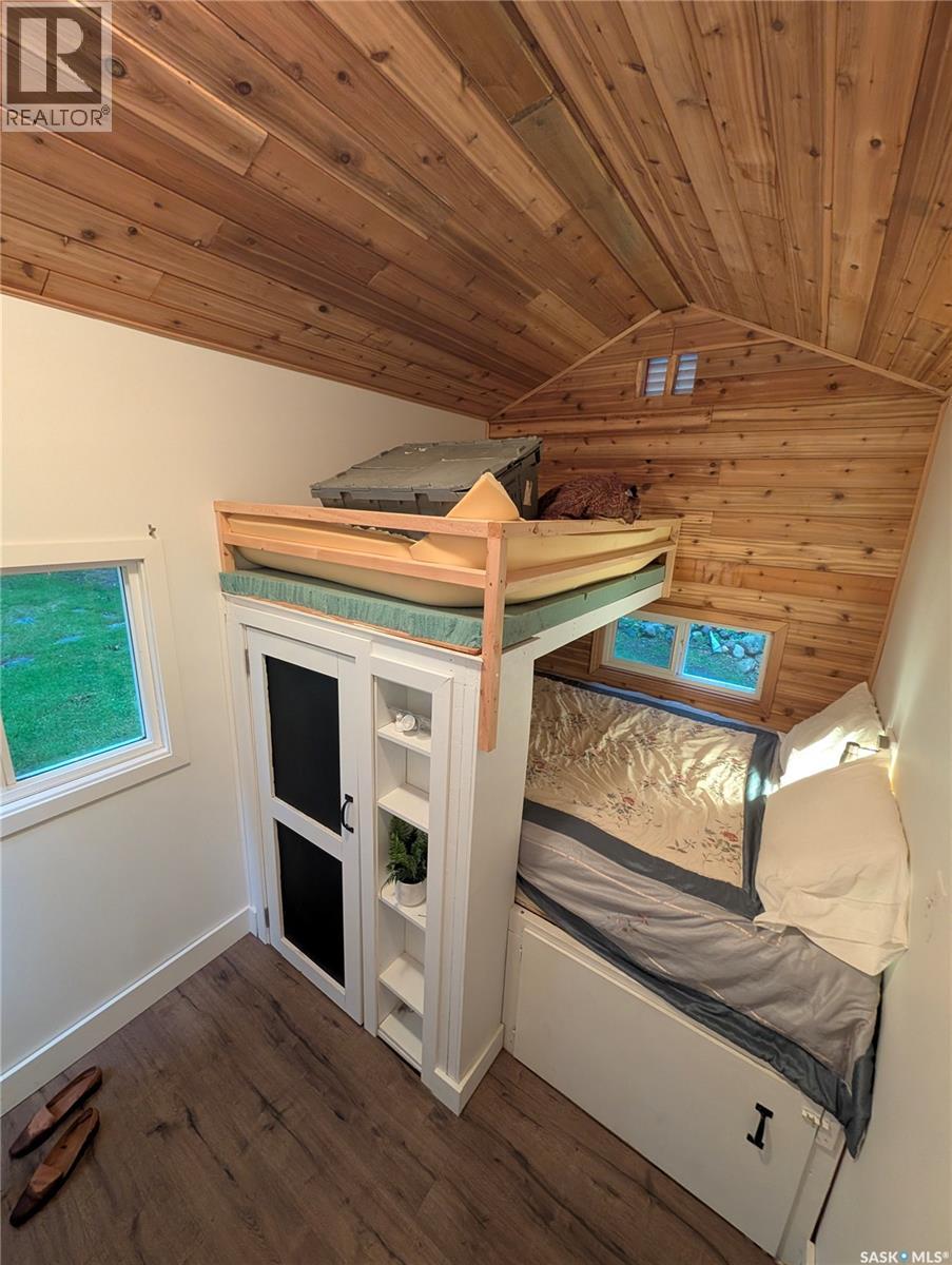 106 Metropolitan Drive Property Photo 13