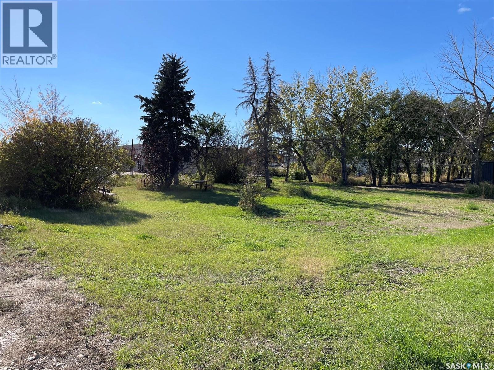 110 2nd Street Property Photo 9