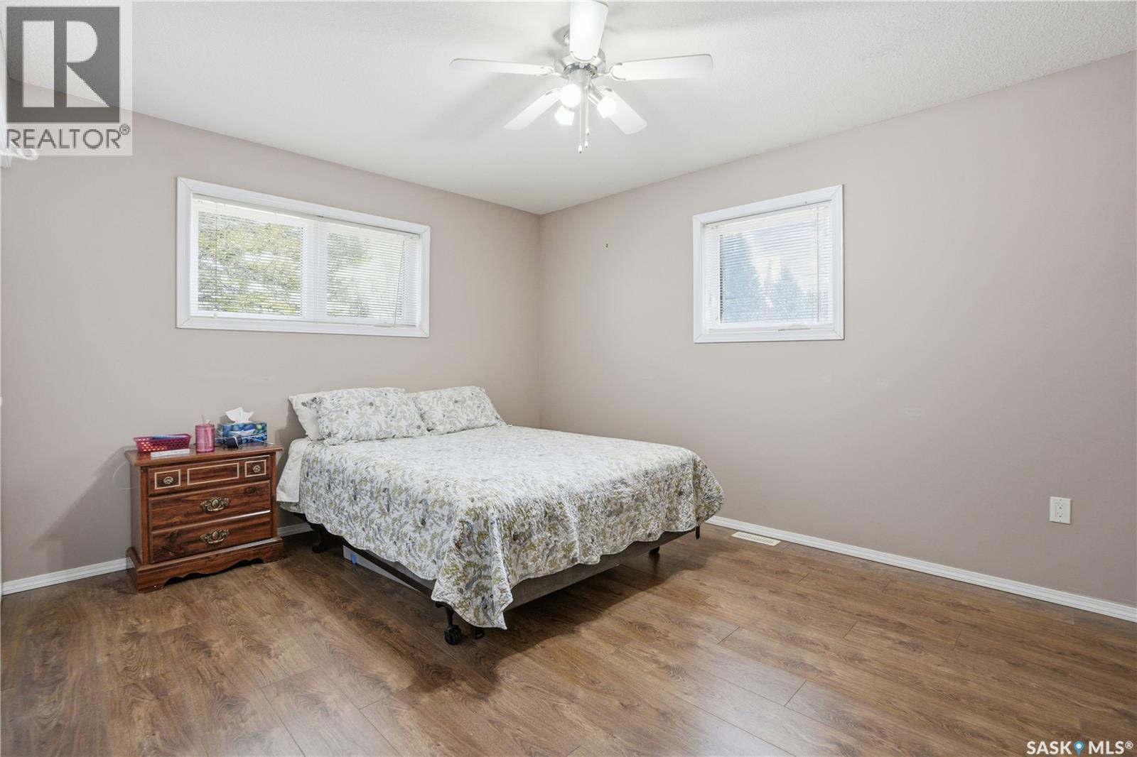 205 Bay Drive W Property Photo 32
