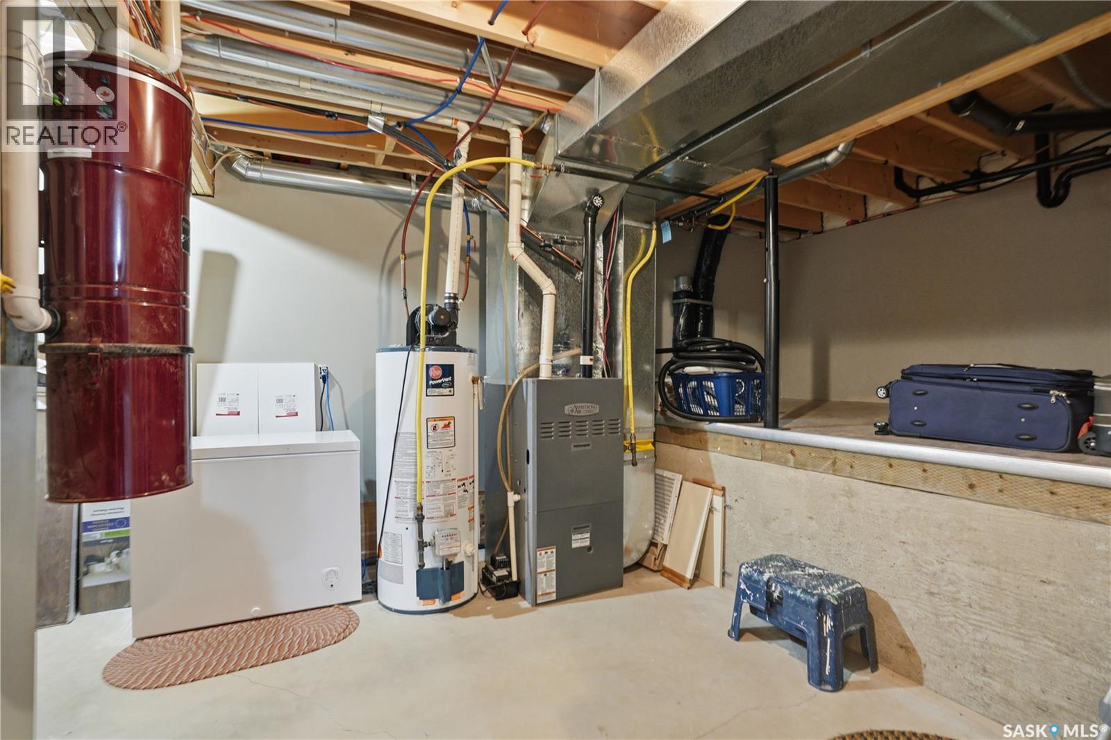 205 Bay Drive W Property Photo 45
