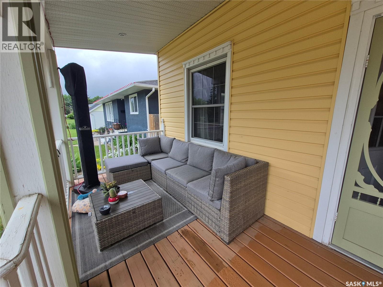 476 9th Avenue Ne Property Photo 4