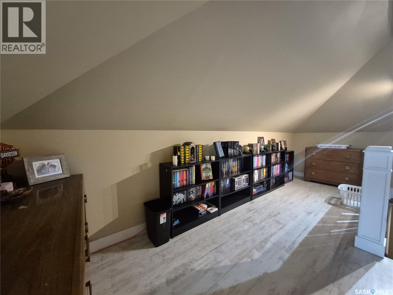 476 9th Avenue Ne Property Photo 26