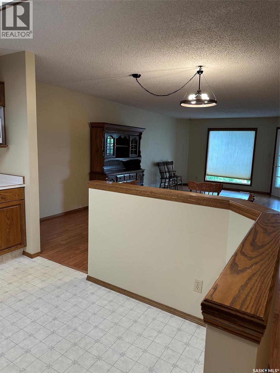303 1214 3rd Street Property Photo 4