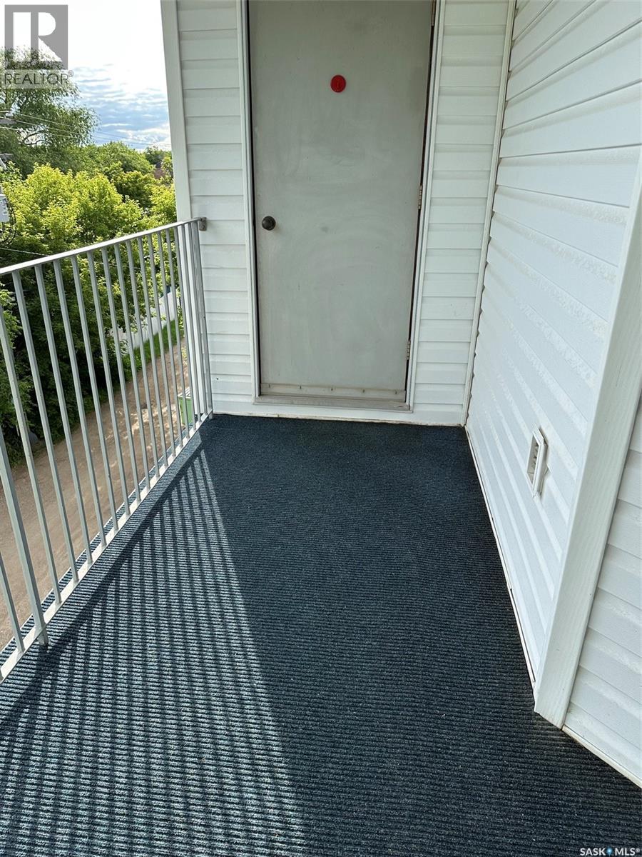 303 1214 3rd Street Property Photo 20