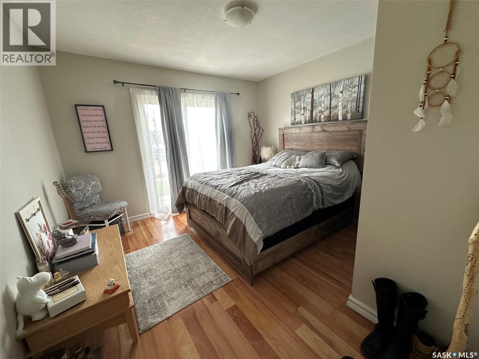 344 Young Street Property Photo 19