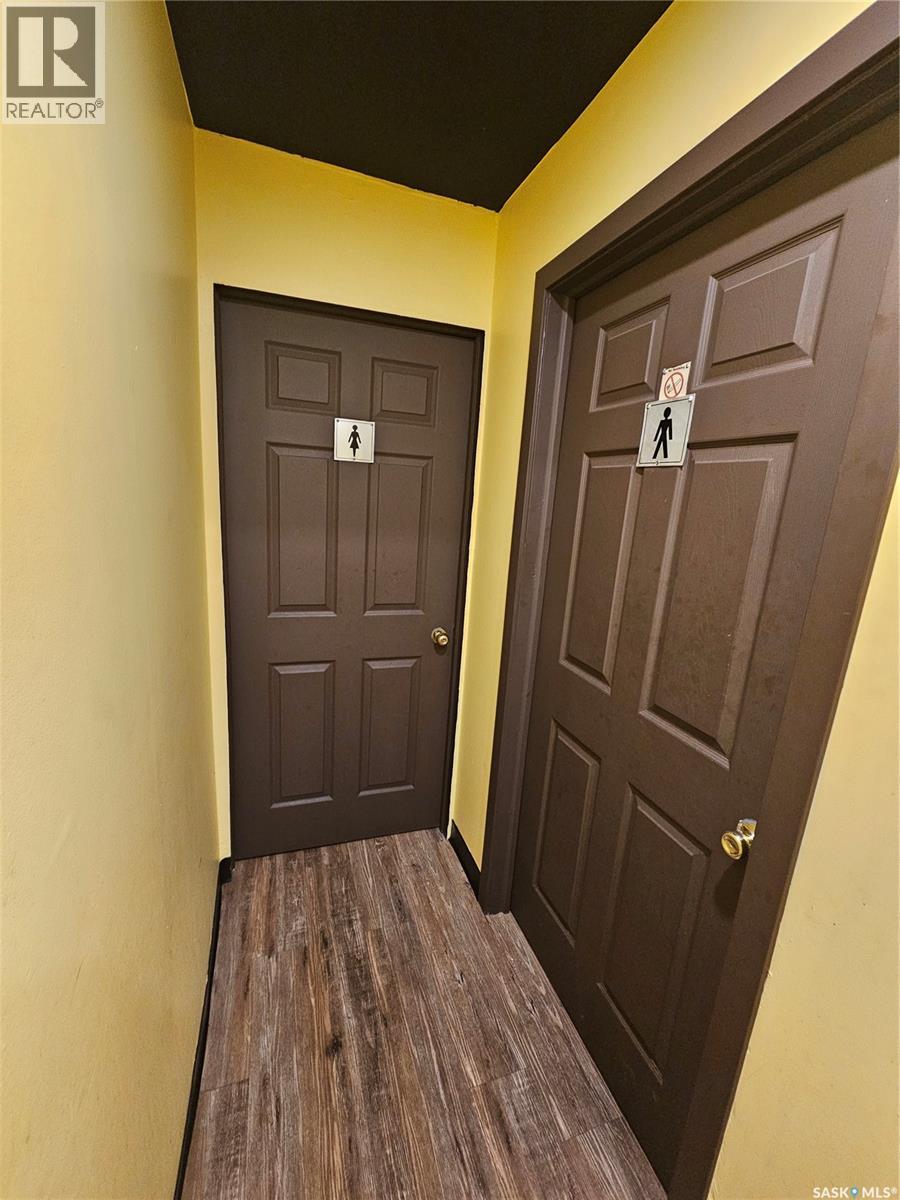 5 2102 22nd Street Property Photo 3