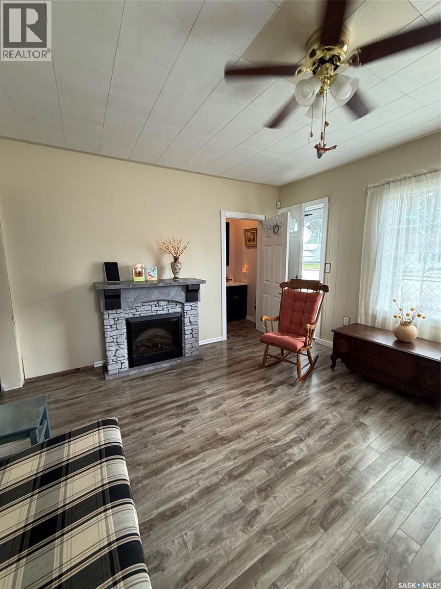 3012 Main Street Property Photo 5