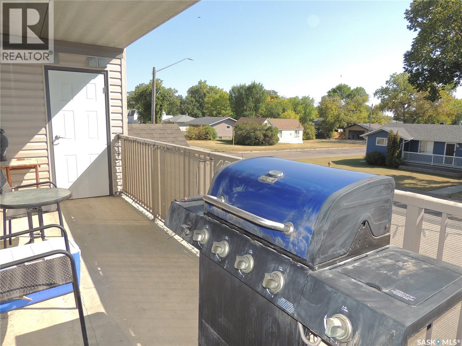 201 701 Henry Street Property Photo 10