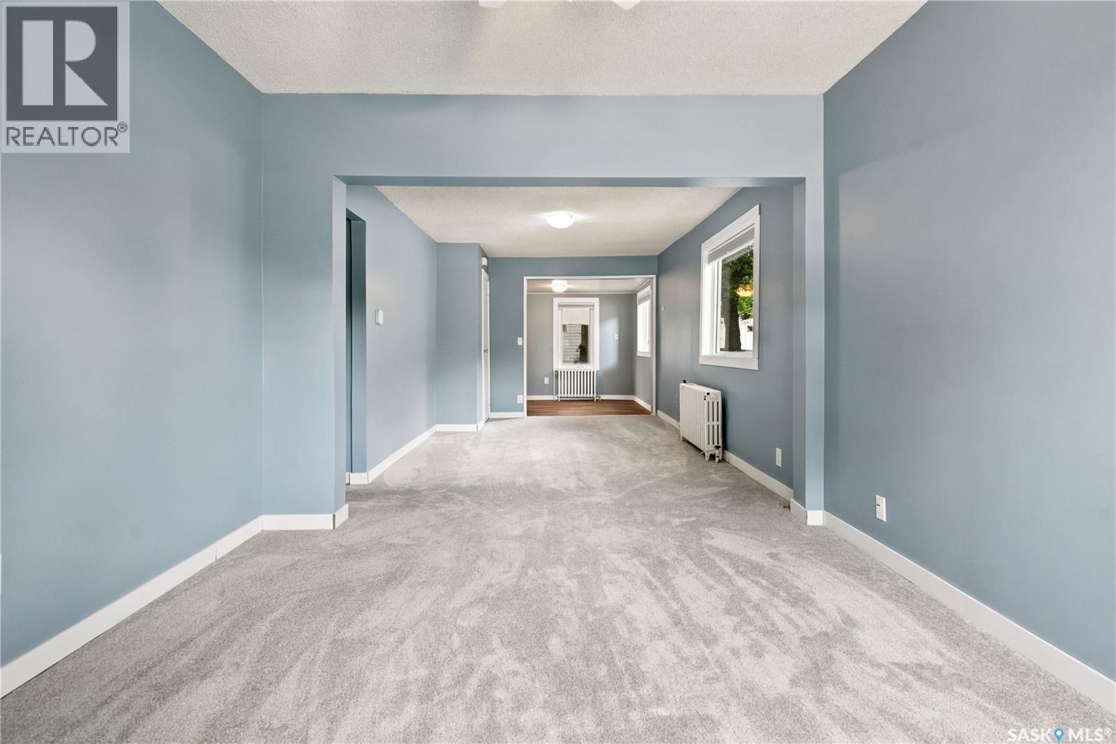269 Iroquois Street W Property Photo 6