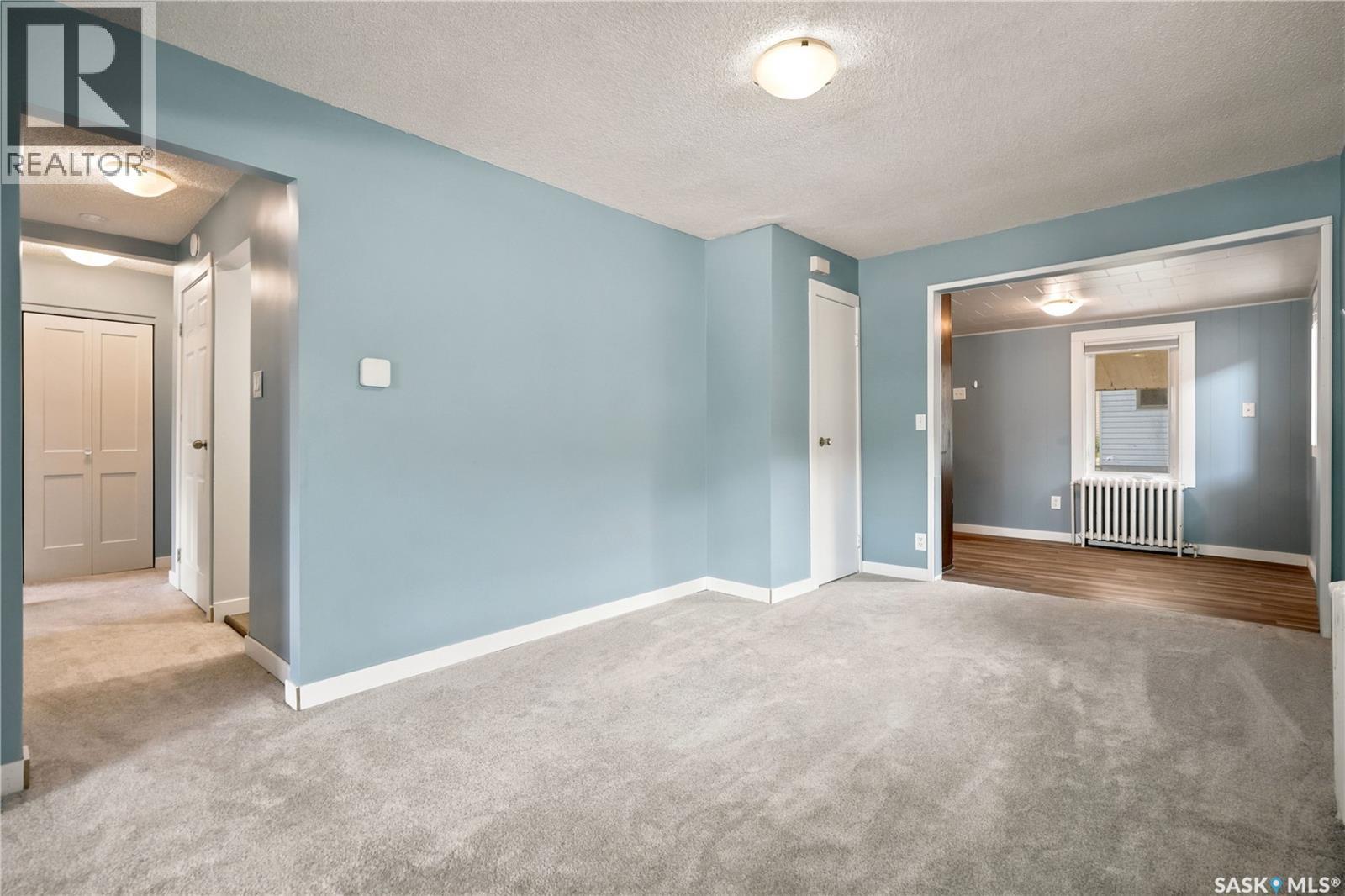 269 Iroquois Street W Property Photo 11