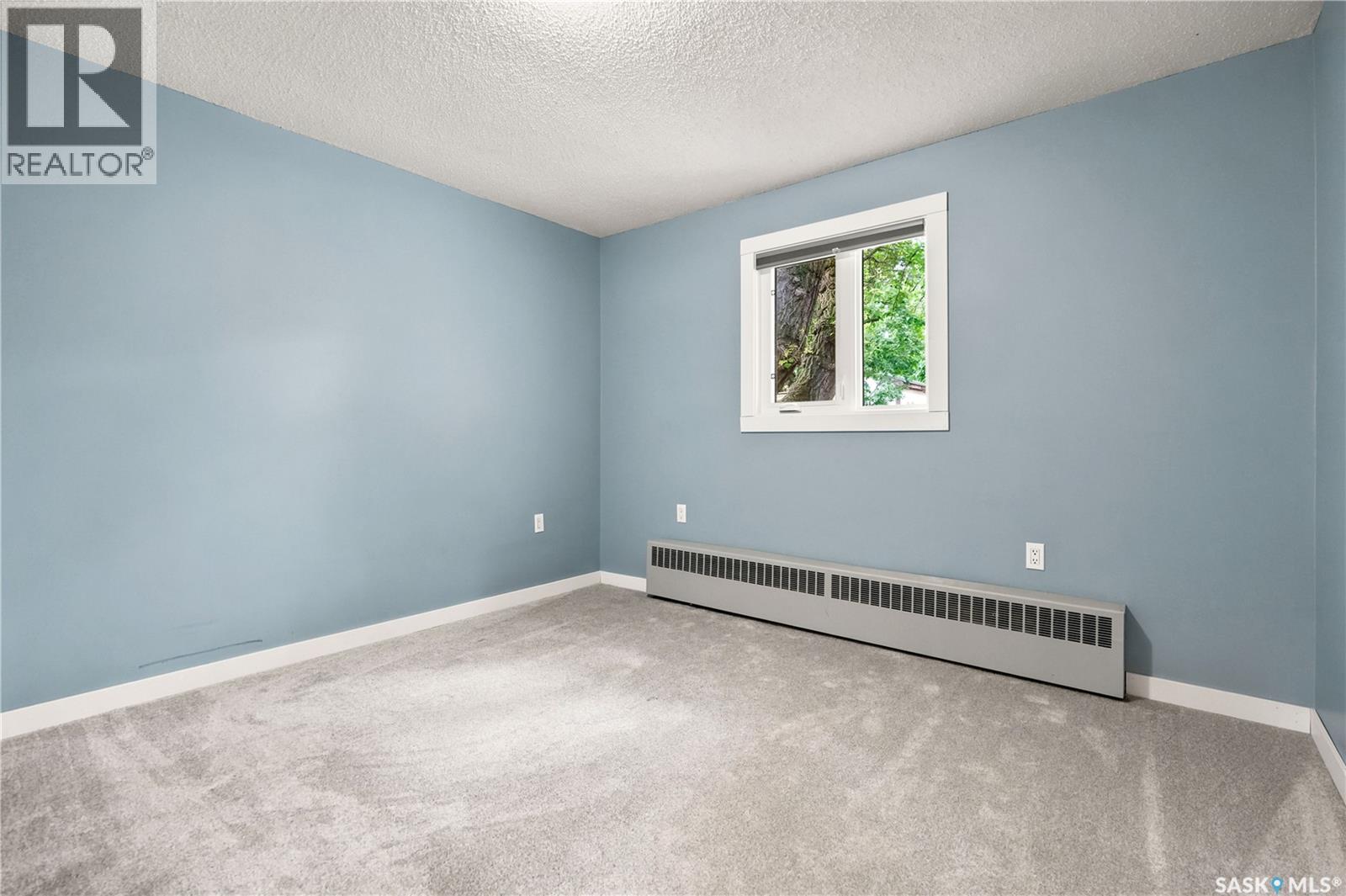269 Iroquois Street W Property Photo 28