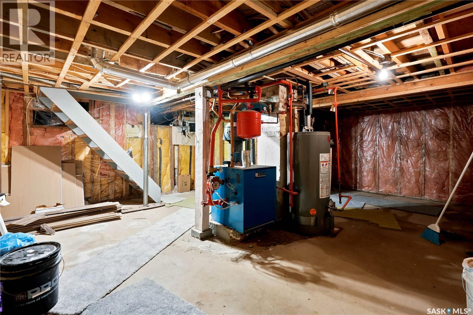 269 Iroquois Street W Property Photo 32