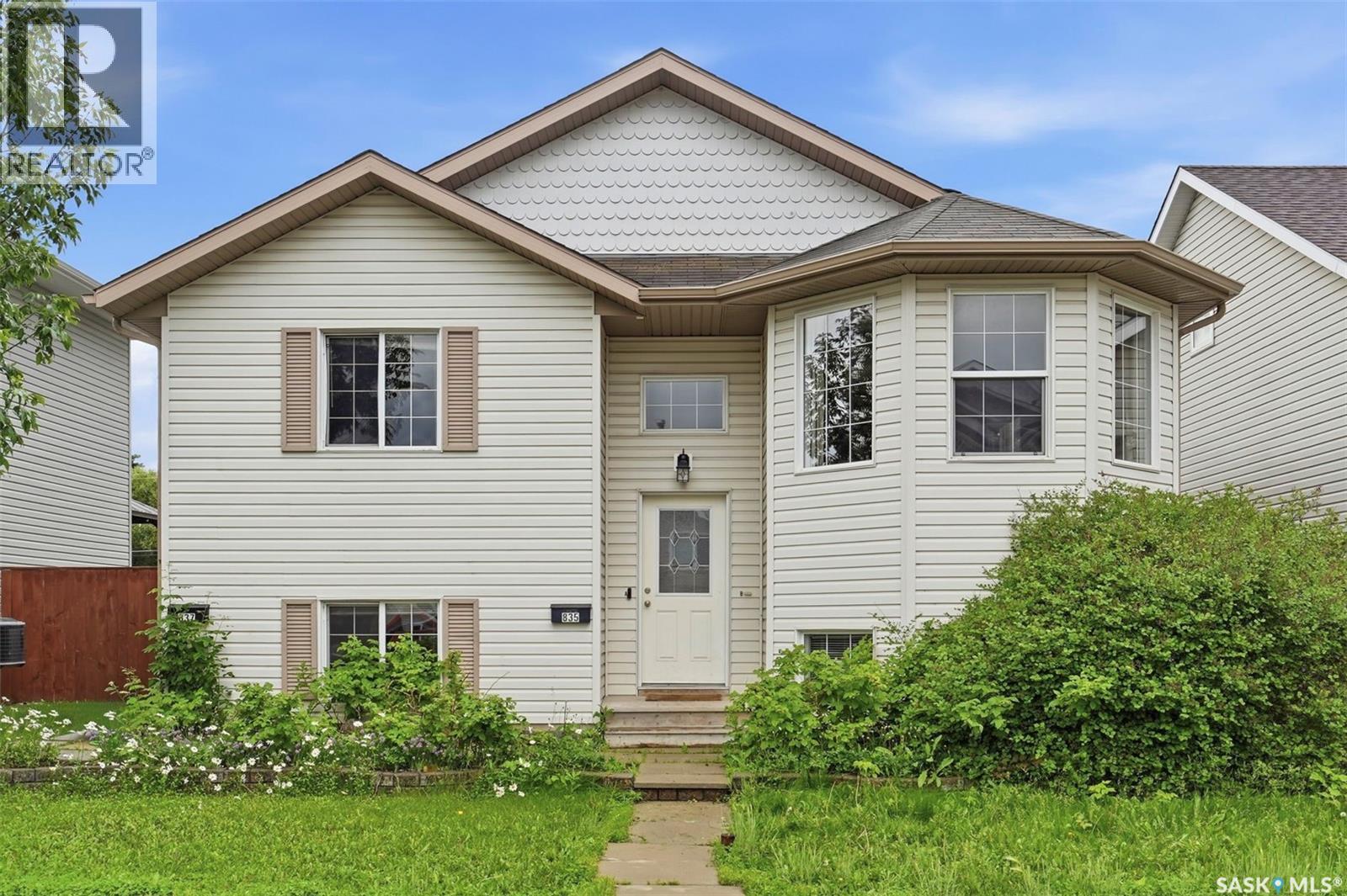 835-837 Rutherford Way Property Photo 1