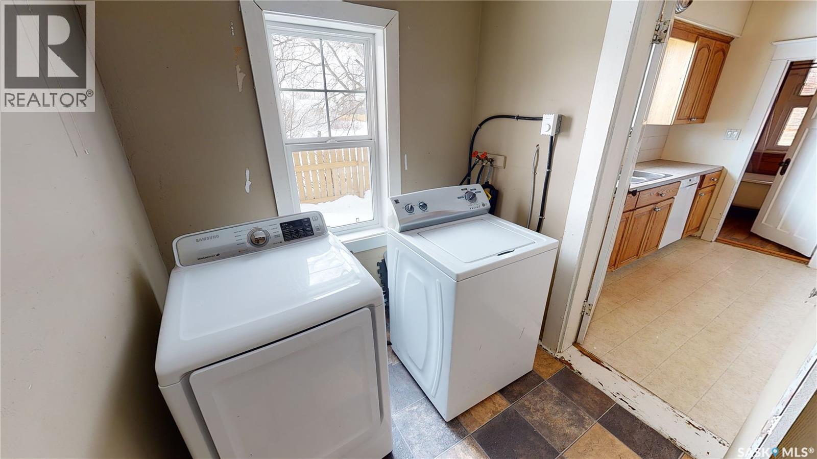 215 Main Street Property Photo 11