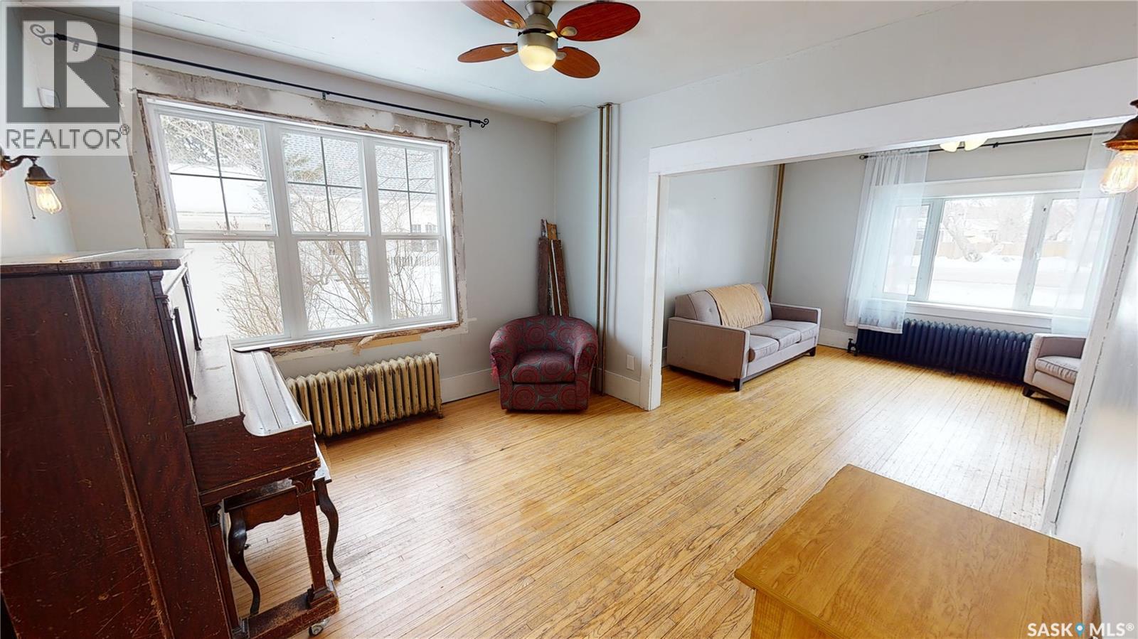 215 Main Street Property Photo 18