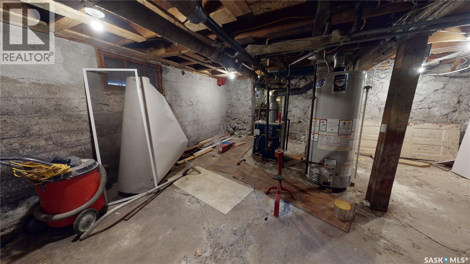 215 Main Street Property Photo 42