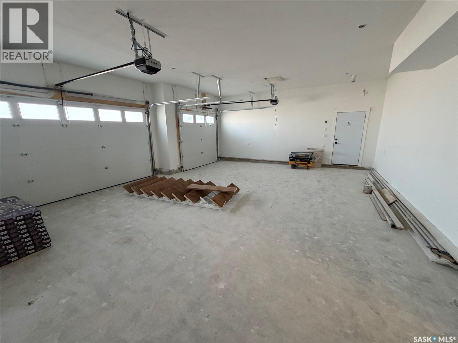 703 Sarazen Drive Property Photo 28