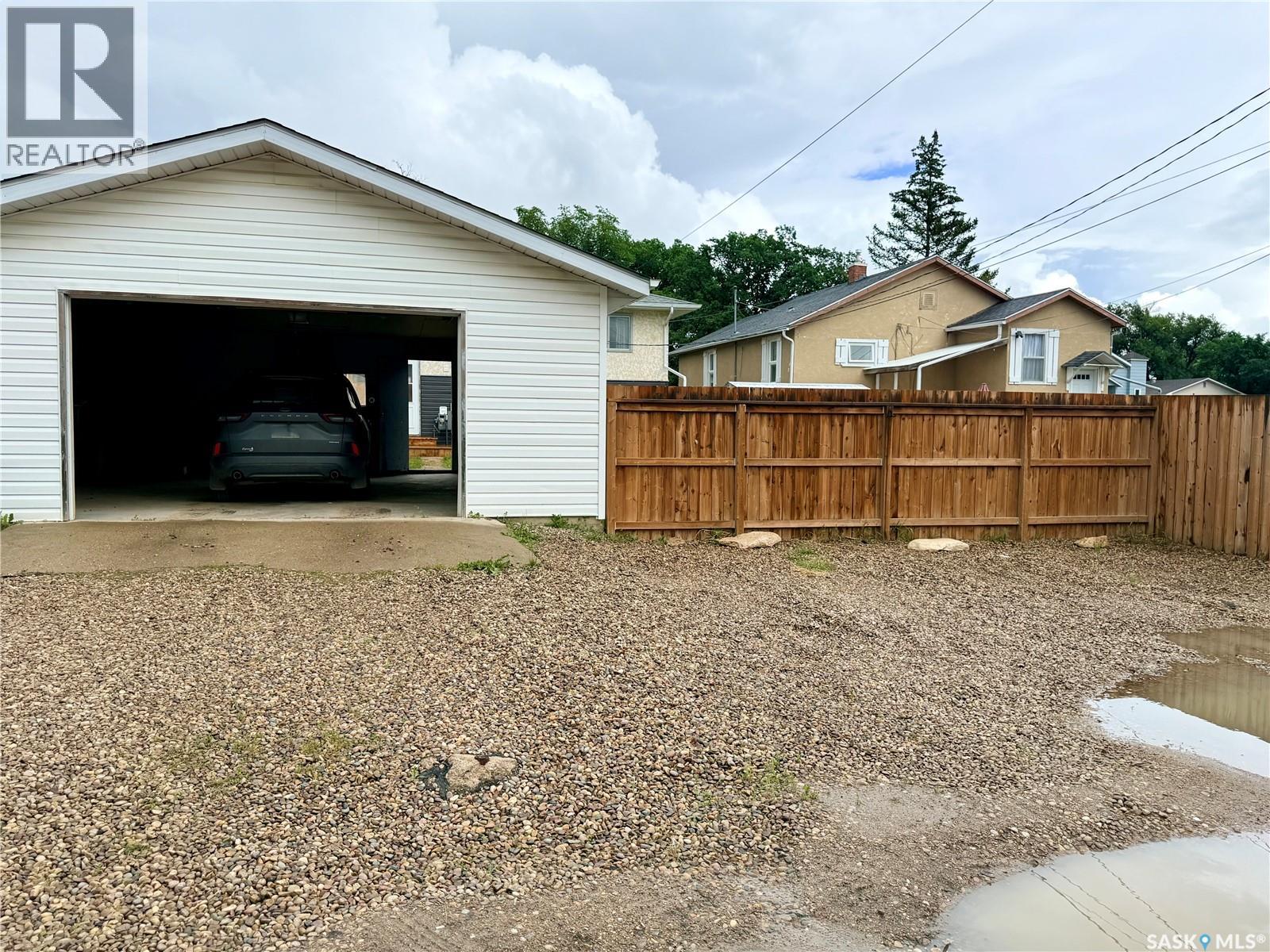 160 3rd Avenue Se Property Photo 32