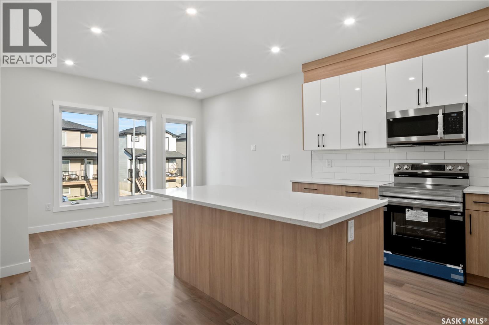 1150 Poley Street N Property Photo 3