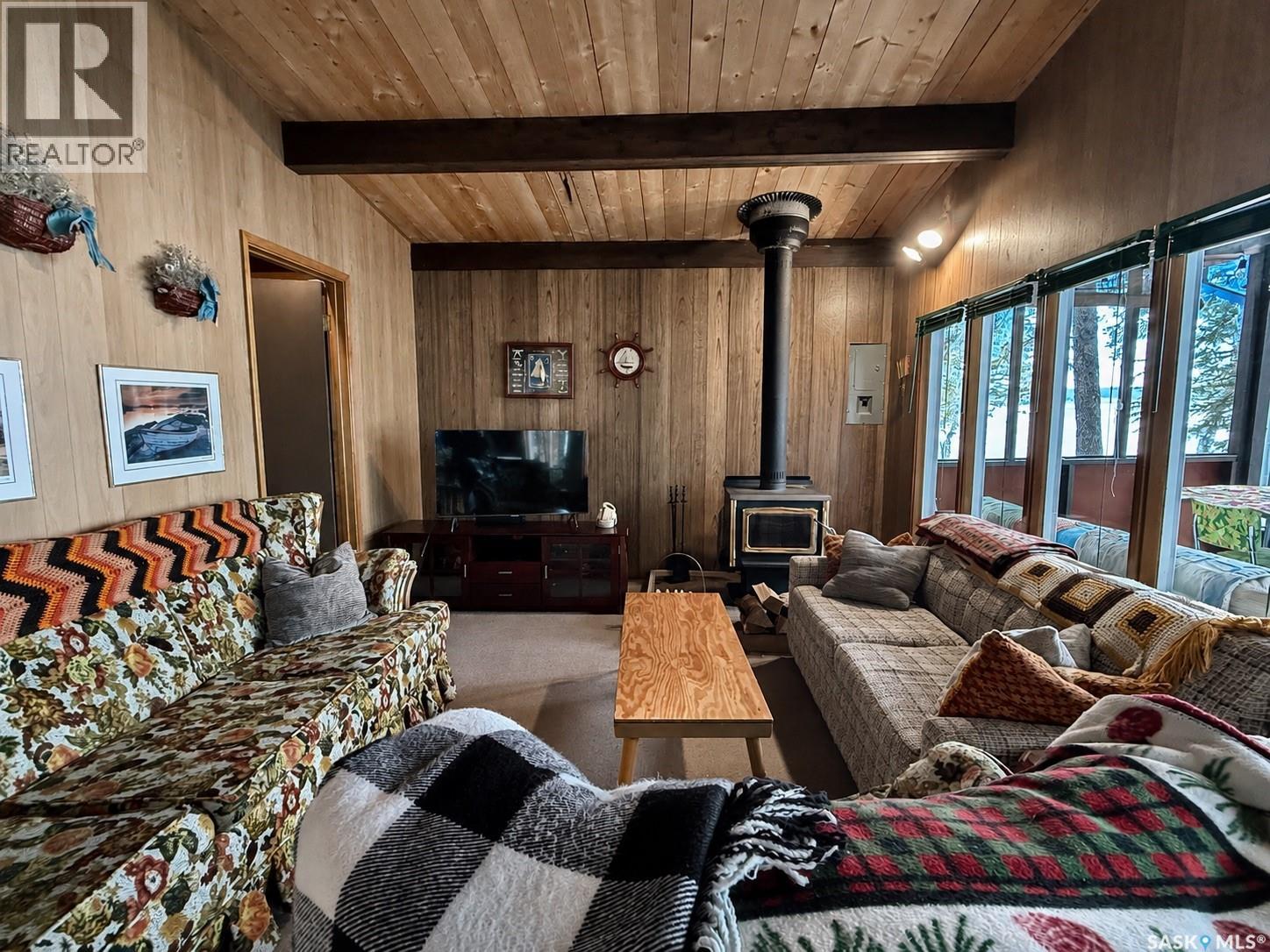 550 Neis Drive Property Photo 8