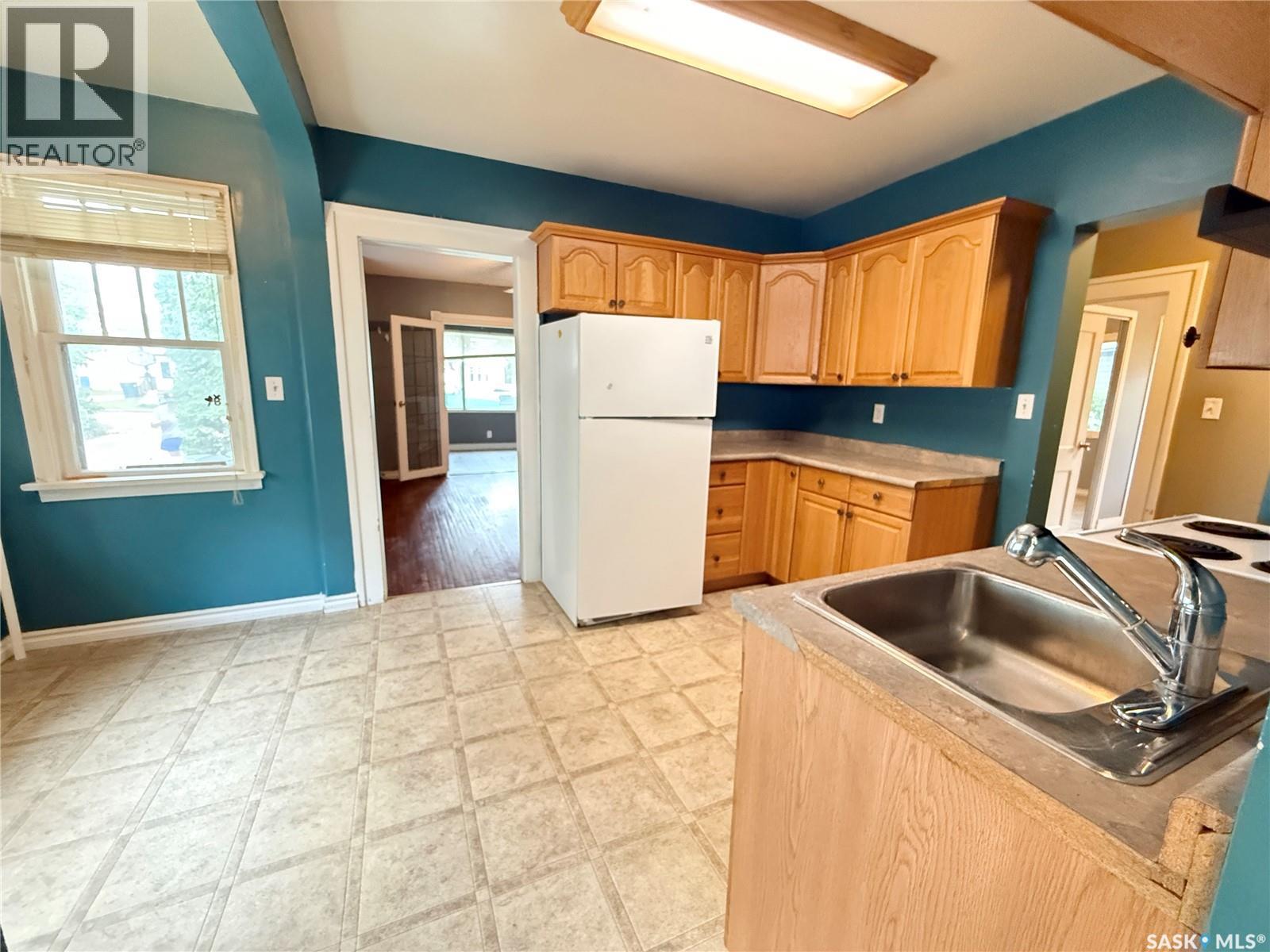 431 Qu'appelle Street Property Photo 2