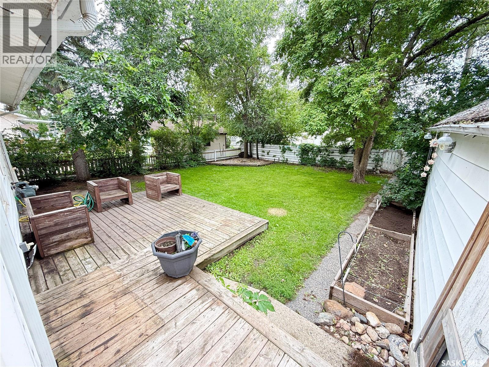 431 Qu'appelle Street Property Photo 22