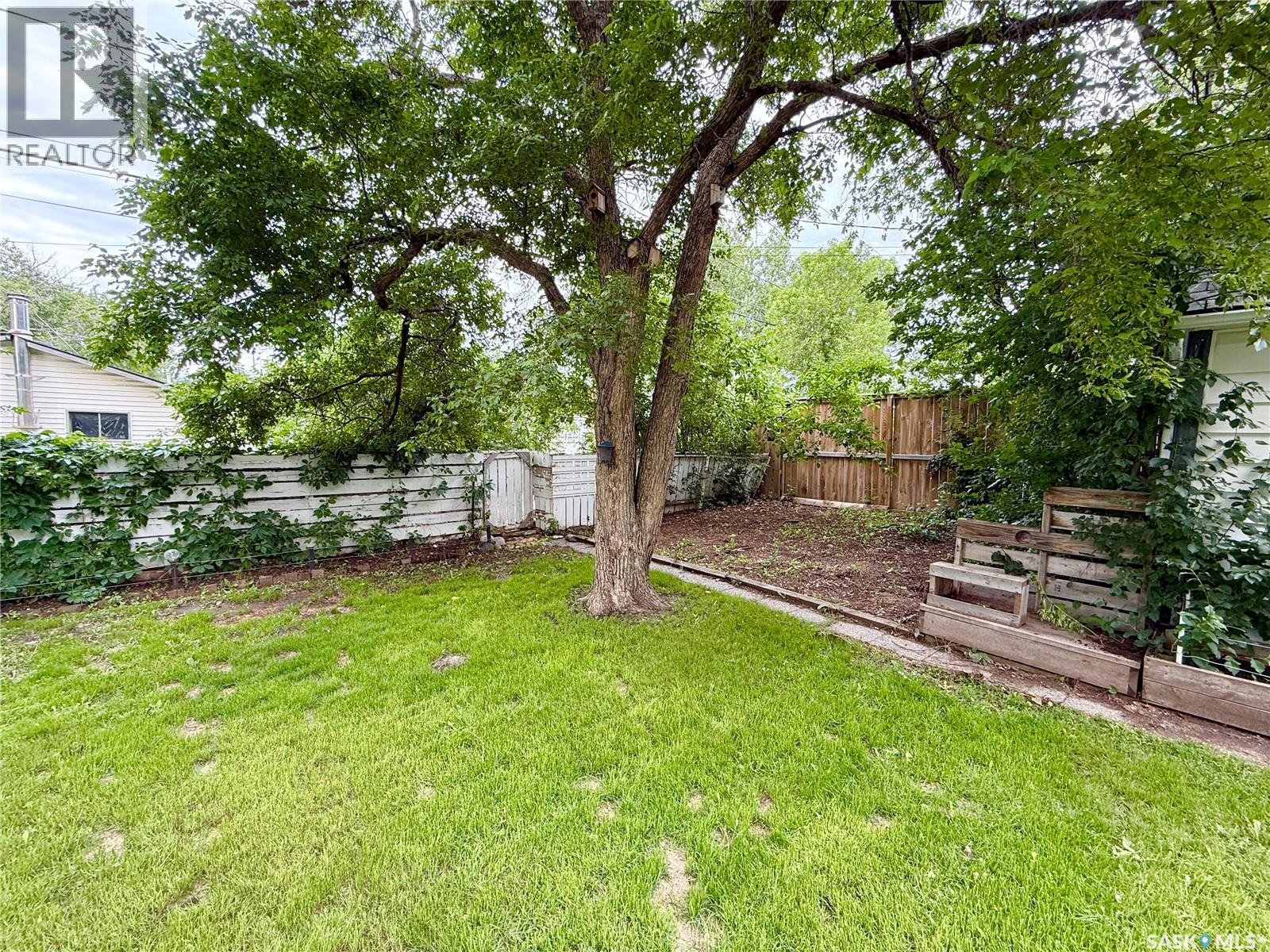431 Qu'appelle Street Property Photo 25