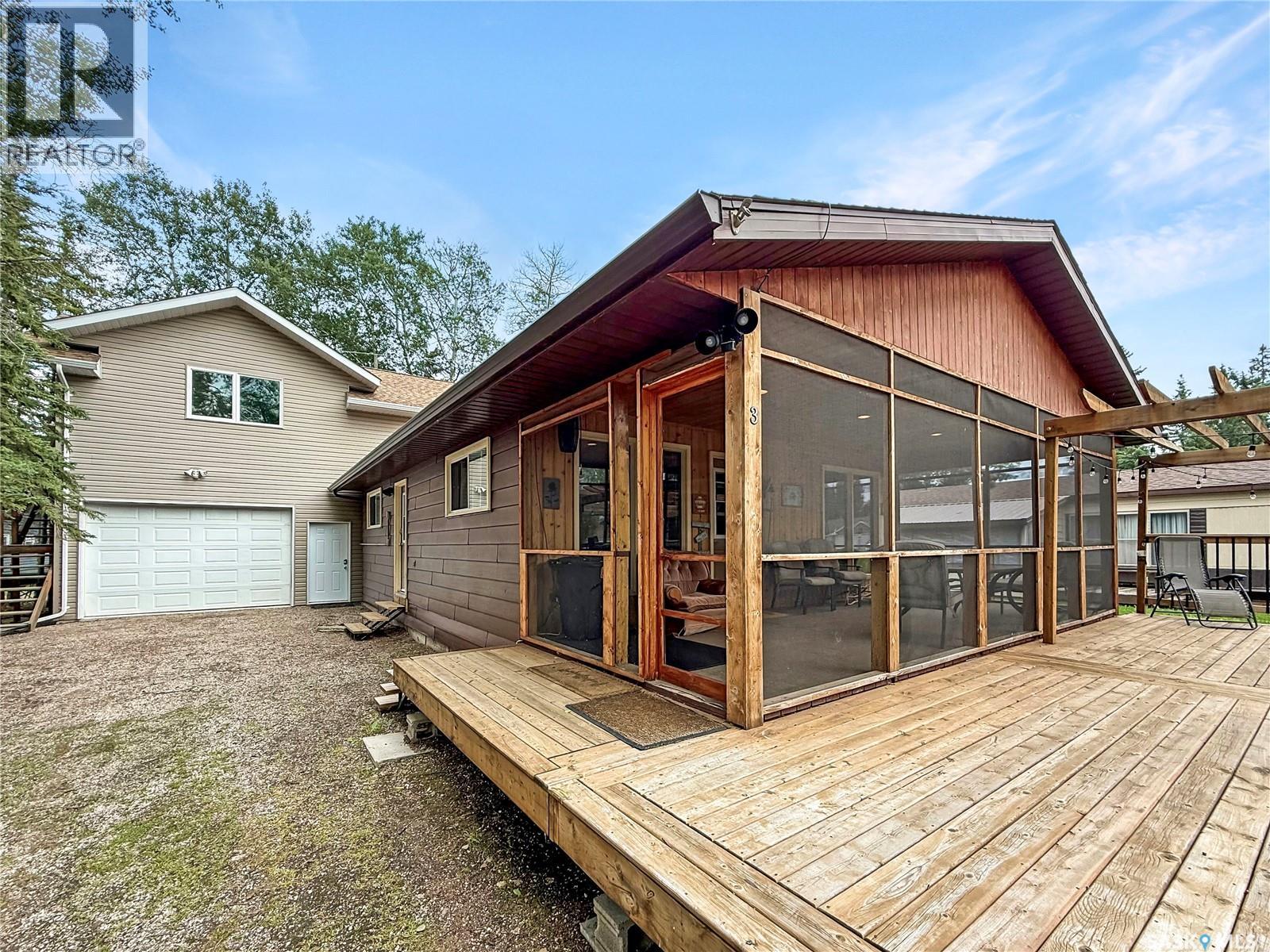 3 White Spruce Crescent Property Photo 1