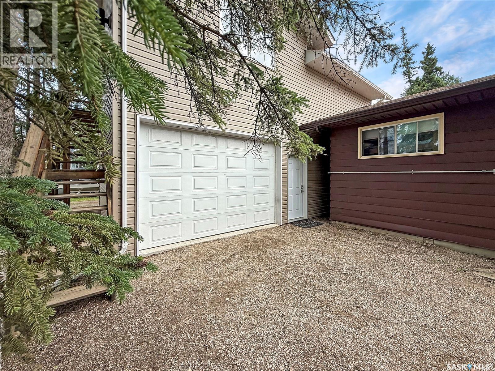 3 White Spruce Crescent Property Photo 4