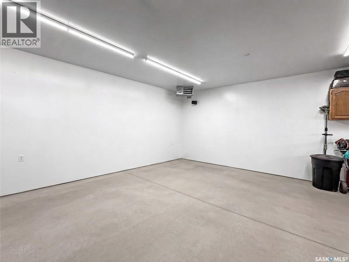 3 White Spruce Crescent Property Photo 21