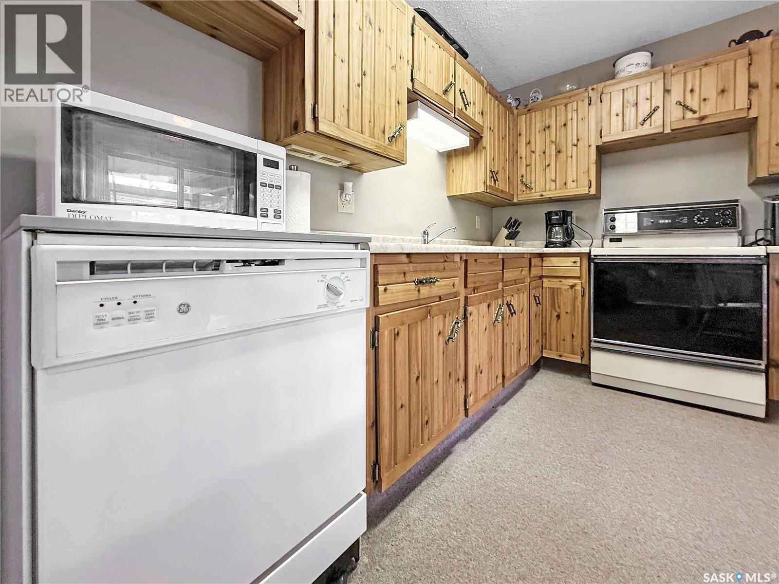 3 White Spruce Crescent Property Photo 28