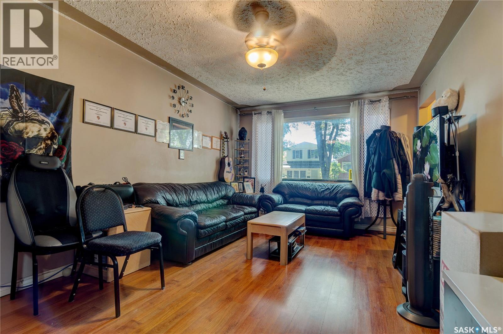 1745 Quebec Street Property Photo 6