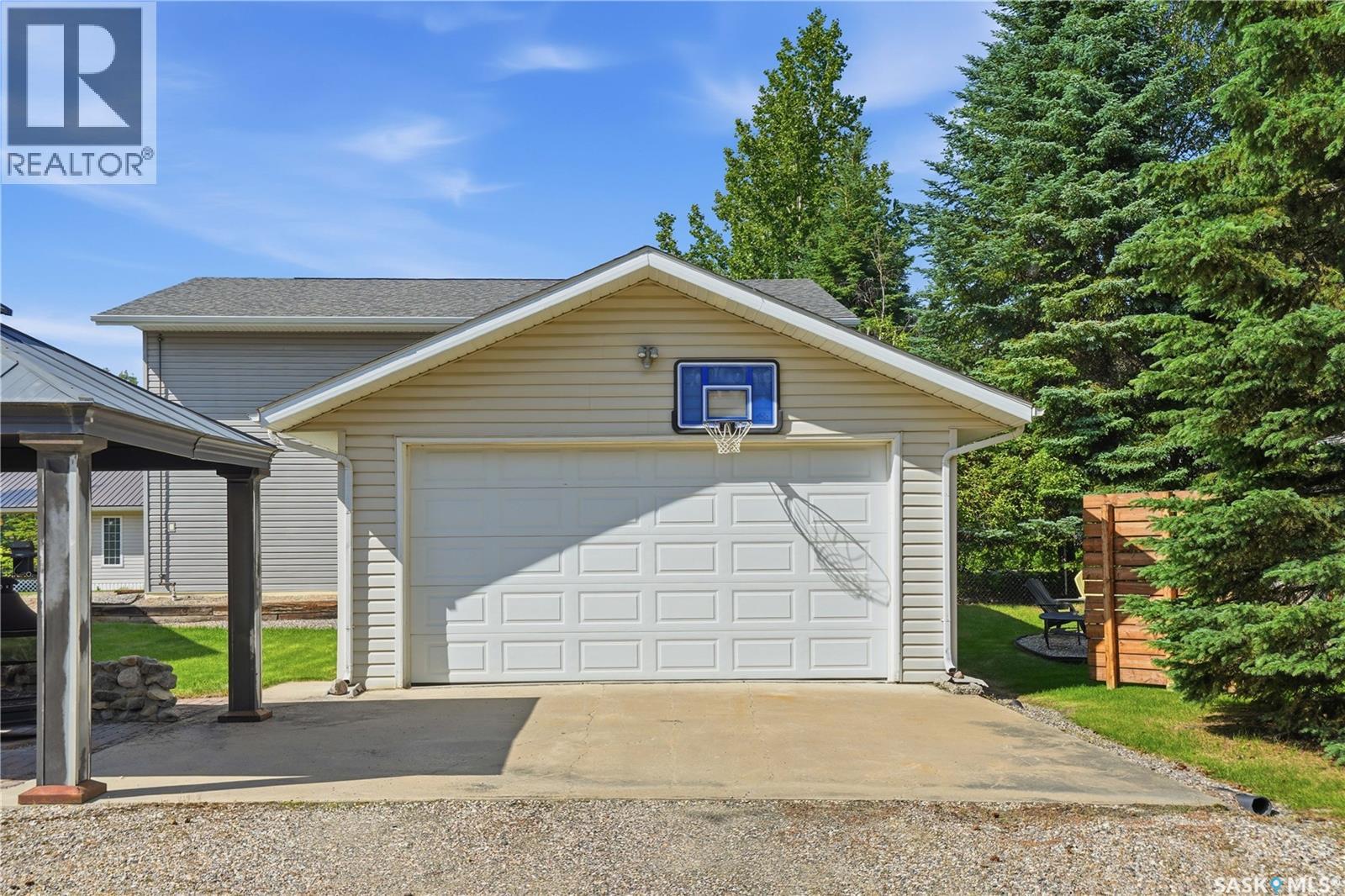 2 Steen Place Property Photo 6